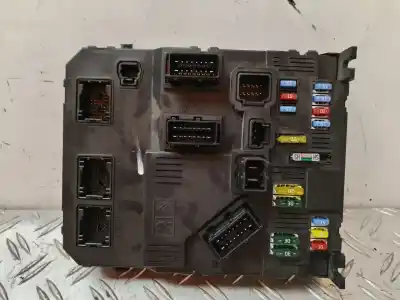 Second-hand car spare part fuse box unit for peugeot 407 st confort oem iam references   verificado 25-09-25