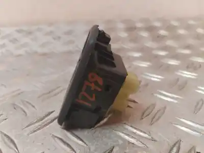 Second-hand car spare part Left Front Power Window Switch for RENAULT KANGOO Furgón Professional OEM IAM references 254110431R  