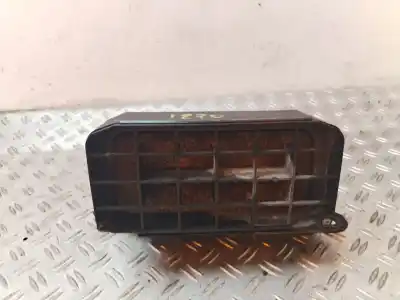 Автозапчастина б/у молдинг для renault midlum 6.2 diesel посилання на oem iam 7422148693  