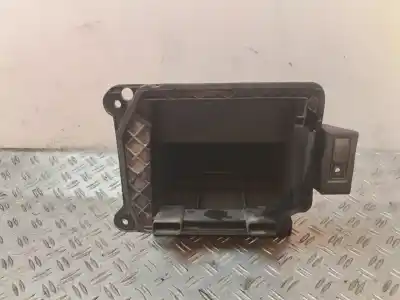 Автозапчастина б/у молдинг для renault midlum 6.2 diesel посилання на oem iam 7422148693  