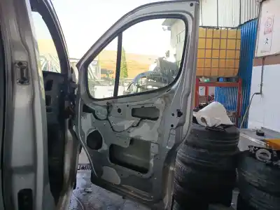 Автозапчастина б/у передні праві двері для renault trafic combi (ab 4.01) generation privilege  combi corto посилання на oem iam   