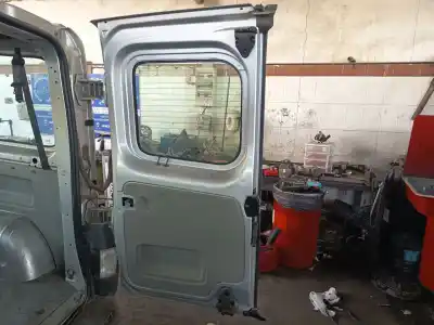 Автозапчастина б/у праві задні двері для renault trafic combi (ab 4.01) generation privilege  combi corto посилання на oem iam   