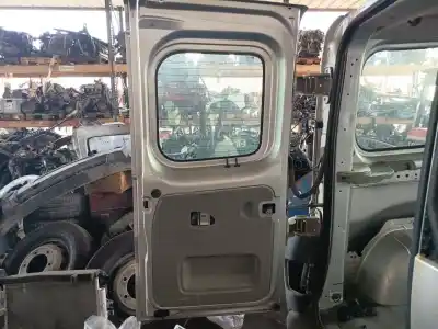 Автозапчасти б/у левая задняя дверь за renault trafic combi (ab 4.01) generation privilege  combi corto ссылки oem iam   