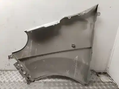 Second-hand car spare part front right fin for renault trafic combi (ab 4.01) generation privilege  combi corto oem iam references 