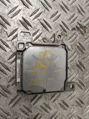 Second-hand car spare part airbag control unit for renault clio ii fase ii (b/cb0) authentique oem iam references 8200375763