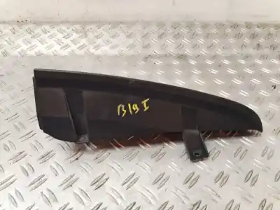Second-hand car spare part decorative moulding for renault kangoo emotion oem iam references 8200499014