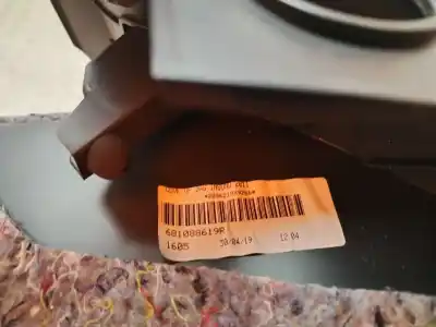 Peça sobressalente para automóvel em segunda mão porta luvas por renault kangoo emotion referências oem iam 681088619r  