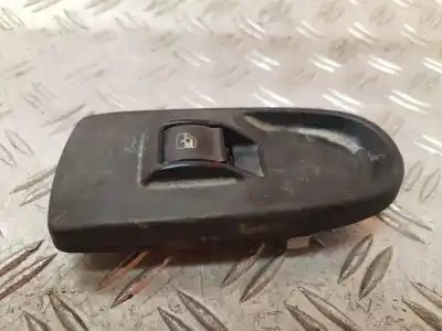 Second-hand car spare part right front power window switch for iveco daily furgón fg h2 33 s ... v batalla 3520 oem iam references 5801484225  