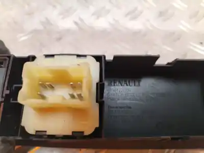 Second-hand car spare part left front power window switch for renault clio iv dynamique oem iam references 809612208r  