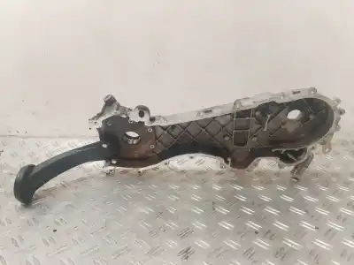 Pezzo di ricambio per auto di seconda mano COPERTURA DISTRIBUZIONE per LANCIA YPSILON (101) 1.3 Multijet 16V Oro (10.2006->) 75 CV / 55 KW Riferimenti OEM IAM 37004600  