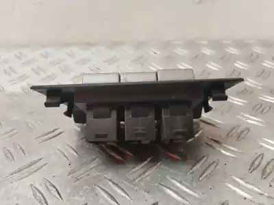 Second-hand car spare part gear lever for iveco eurocargo 05.03 -> fg 75 e larga distancia oem iam references 504332199