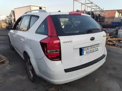 Автозапчасти б/у левая передняя дверь за kia cee'd sw (ed) 1.6 crdi 115 ссылки oem iam 