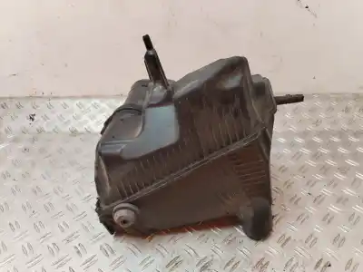 Second-hand car spare part air filter for renault kangoo emotion oem iam references 8200808194  