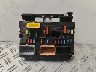 Pezzo di ricambio per auto di seconda mano scatola relè/fusibili per peugeot 207 xs riferimenti oem iam 9661086980