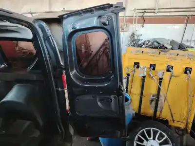 Автозапчасти б/у дверь задняя правая за dacia dokker laureate ссылки oem iam   