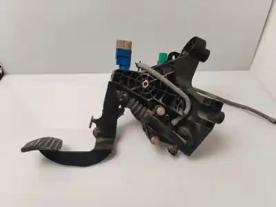 Pièce détachée automobile d'occasion  pour RENAULT TRAFIC COMBI  Références OEM IAM 14017095  VERIFICADO 7-10-25