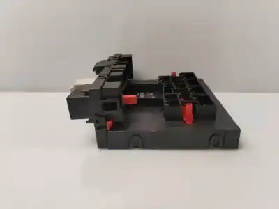 Pezzo di ricambio per auto di seconda mano scatola relè/fusibili per audi a4 b7 avant (8ed) 2.0 tdi 16v riferimenti oem iam 3c0937049ae  
