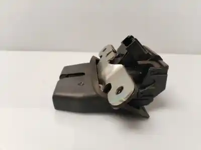 Pezzo di ricambio per auto di seconda mano baule / serratura del cancello per ford fiesta (cb1) sport 97 cv / 71 kw riferimenti oem iam d3d0b  verificado 21/10/2025 Pezzo di ricambio per auto di seconda mano baule / serratura del cancello per ford fiesta (cb1) sport 97 cv / 71 kw riferimenti oem iam d3d0b  verificado 21/10/2025