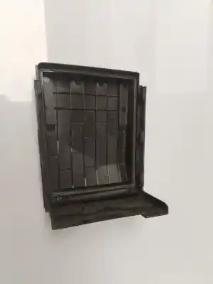 Second-hand car spare part fuse box unit for audi a3 (8p1) 2.0 tdi 16v oem iam references 1k0937132f  verificado 22-10-25