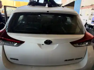 Second-hand car spare part tailgate for toyota auris hybrid active oem iam references   