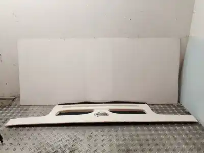 Second-hand car spare part front grille for nissan cabstar e nissan oem iam references 62310f3900  verificado 18-11-25