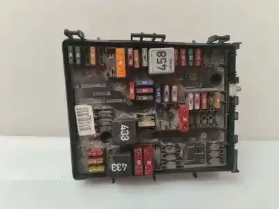 Second-hand car spare part fuse box unit for audi a3 (8p1) 2.0 tdi 16v oem iam references 01394932  verificado 25-11-25