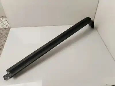 Pezzo di ricambio per auto di seconda mano supporto / guida per porte scorrevoli per dacia dokker sl eficacia riferimenti oem iam 777606702r