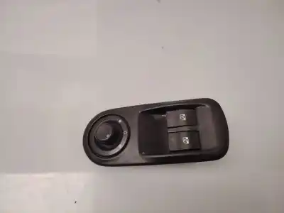 Peça sobressalente para automóvel em segunda mão botão / interruptor elevador vidro dianteiro esquerdo por renault trafic combi (ab 4.01) 9 - plazas (l1h1) acristalado. combi corto 101 cv / 74 kw referências oem iam 8200206602  
