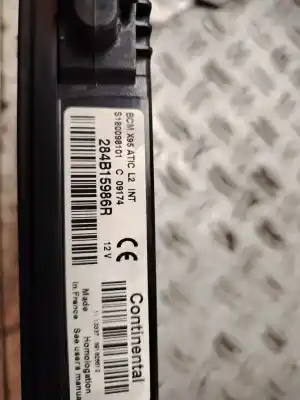 Peça sobressalente para automóvel em segunda mão caixa de fusíveis e relés por renault scenic ii dynamique 131 cv / 96 kw referências oem iam 284b15986r