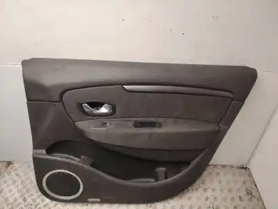 Peça sobressalente para automóvel em segunda mão forra / revestimento da porta dianteira direita por renault scenic ii dynamique 131 cv / 96 kw referências oem iam 809000459r