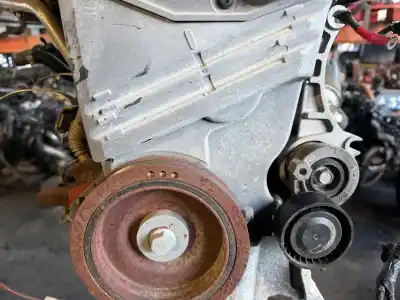 Peça sobressalente para automóvel em segunda mão motor completo por dacia dokker essential referências oem iam k9ke6  