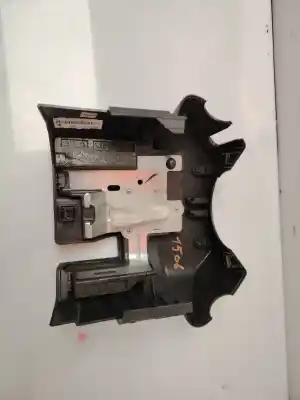 Peça sobressalente para automóvel em segunda mão moldagem por renault scenic ii dynamique 131 cv / 96 kw referências oem iam 484720006r