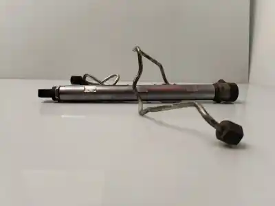 Peça sobressalente para automóvel em segunda mão RÉGUA / RAMPA DE INJETORES por BMW SERIE 1 BERLINA (E81/E87) 116d Referências OEM IAM 0445214182  