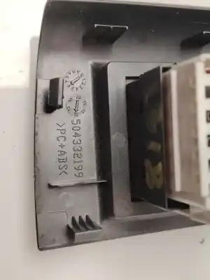 Tweedehands auto-onderdeel versnellingspook voor iveco eurocargo fg 100 e tráfico urbano 177 cv / 130 kw oem iam-referenties 504332199