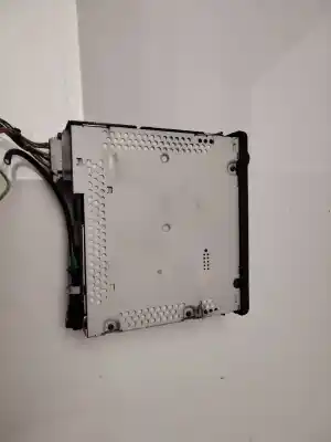 Pezzo di ricambio per auto di seconda mano IMPIANTO AUDIO / RADIO CD per IVECO EUROCARGO Bastidor 110 EL 4x2 Tráfico urbano 186 CV / 137 KW Riferimenti OEM IAM 5801550476  