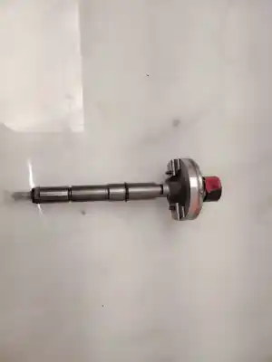 Pièce détachée automobile d'occasion INJECTEUR pour RENAULT MASTER II PH. 2 PRITSCHE/FGST L2H1 Caja abierta Batalla 3578 mm Références OEM IAM 0445110168  