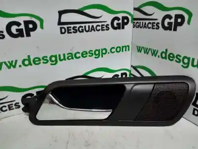 Second-hand car spare part interior left rear handle for volkswagen passat variant (3c5) advance oem iam references 3c4839113 Second-hand car spare part interior left rear handle for volkswagen passat variant (3c5) advance oem iam references 3c4839113