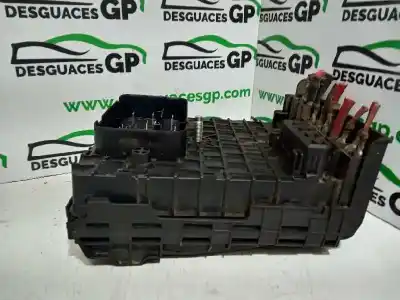 Peça sobressalente para automóvel em segunda mão caixa de fusíveis e relés por volkswagen passat variant (3c5) advance referências oem iam   