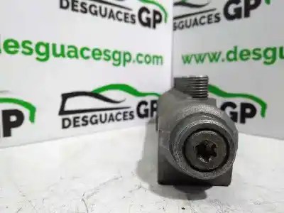 Автозапчасти б/у рампа инжектора за audi a8 (d2) 3.3 tdi quattro ссылки oem iam 057130089  