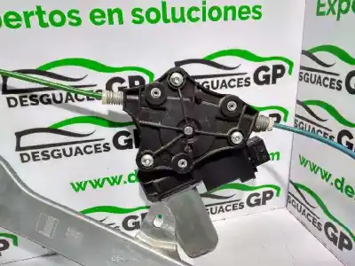 Pezzo di ricambio per auto di seconda mano alzacristalli anteriore sinistro per opel corsa d ´´111 years´´ riferimenti oem iam 72005001  