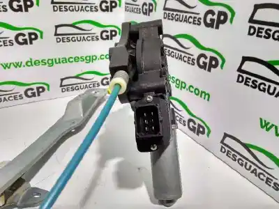 Pezzo di ricambio per auto di seconda mano alzacristalli anteriore sinistro per opel corsa d ´´111 years´´ riferimenti oem iam 72005001  