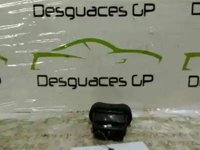 Second-hand car spare part switch for dacia sandero ambiance oem iam references   