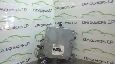 Piesă de schimb auto la mâna a doua unitate de control motor ecu pentru toyota corolla (e12) 2.0 d-4d linea sol berlina referințe oem iam 8966113270