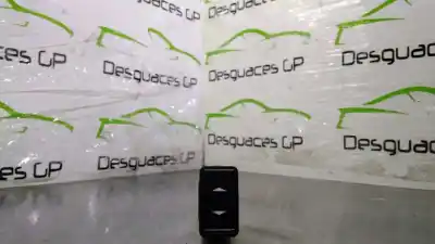 Peça sobressalente para automóvel em segunda mão botão / interruptor elevador vidro dianteiro direito por ford focus berlina (cap) ambiente (d) referências oem iam 