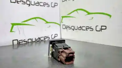 Second-hand car spare part switch for peugeot 607 (s1) básico oem iam references   