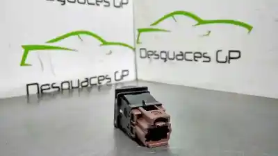 Second-hand car spare part switch for peugeot 607 (s1) básico oem iam references   