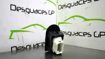 Second-hand car spare part multifunction switch for renault clio iii authentique oem iam references   