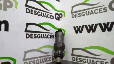 Pezzo di ricambio per auto di seconda mano INIETTORE per RENAULT MEGANE I CLASSIC (LA0)  Riferimenti OEM IAM LCR6735406H  