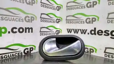 Recambio de automóvil de segunda mano de MANETA INTERIOR TRASERA IZQUIERDA para RENAULT MEGANE II BERLINA 5P  referencias OEM IAM   