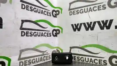 Peça sobressalente para automóvel em segunda mão botão / interruptor elevador vidro traseiro esquerdo por bmw serie 5 berlina (e34) 525tds referências oem iam 